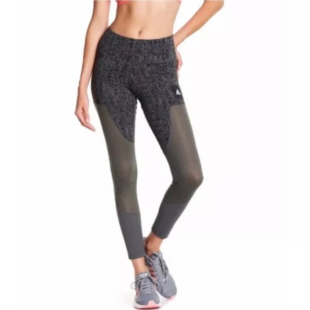 Adidas - Mesh Panel Digital Camouflage Printed Leggings in Olive Grey - Size : S